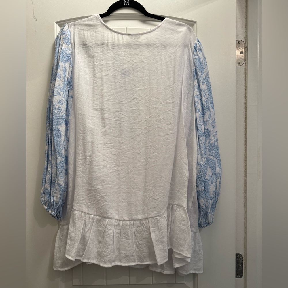 NWT beautiful Spring blouse - Picture 5 of 5